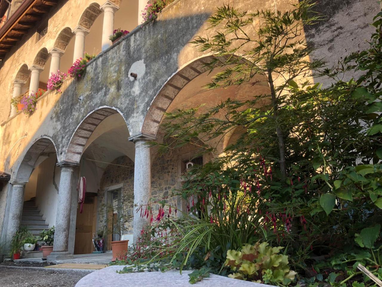 Ca Del Mecolo Lago Di Como Castiglione dʼIntelvi Exteriör bild